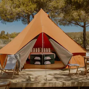 https://holacamp-barcelona.catalonia-hotels.com